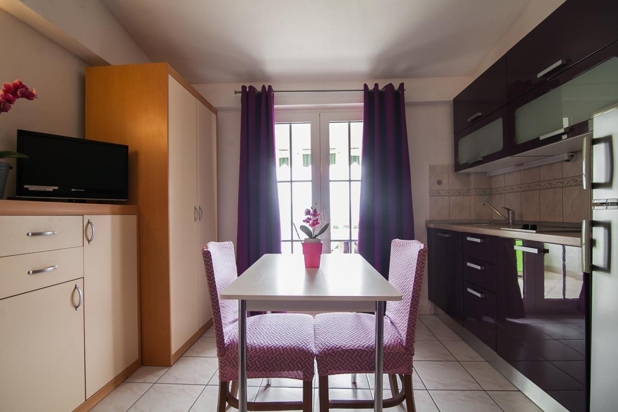 Apartments Paula Bol Luaran gambar