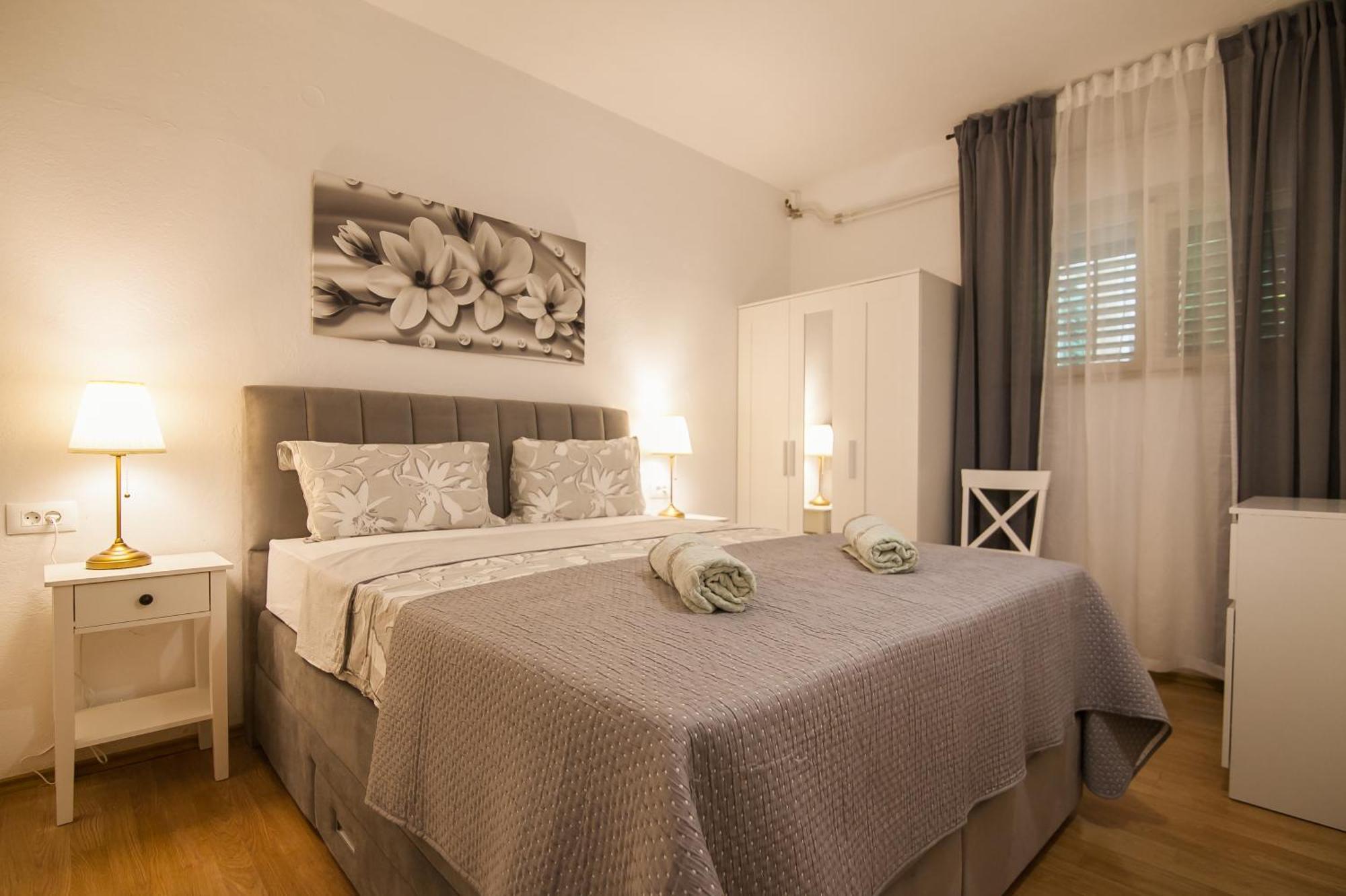 Apartments Paula Bol Luaran gambar